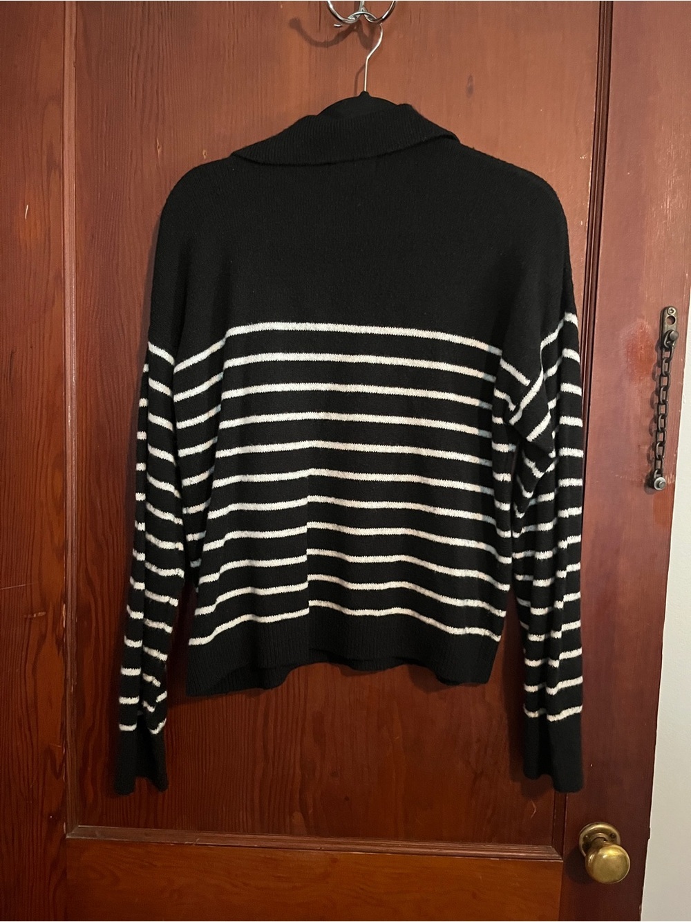 Old Navy Black Knit Sweater Black and White stripes - Picture 4 of 4